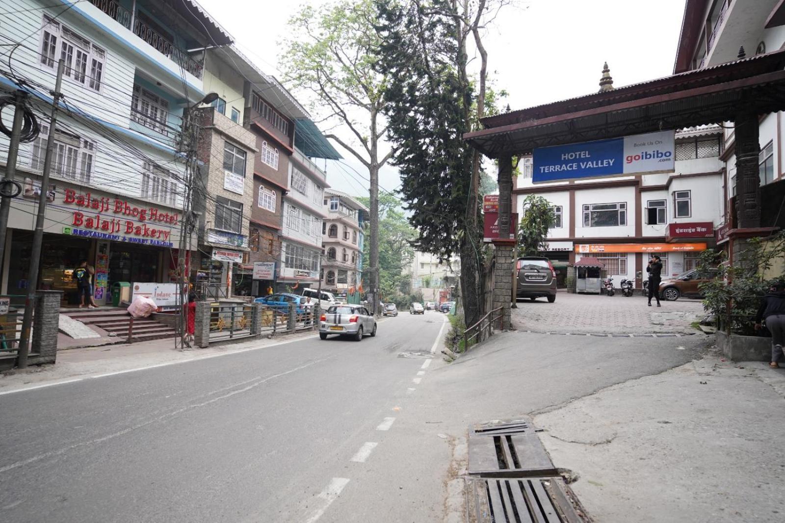 Terrace Valley Hotel Gangtok Exterior photo