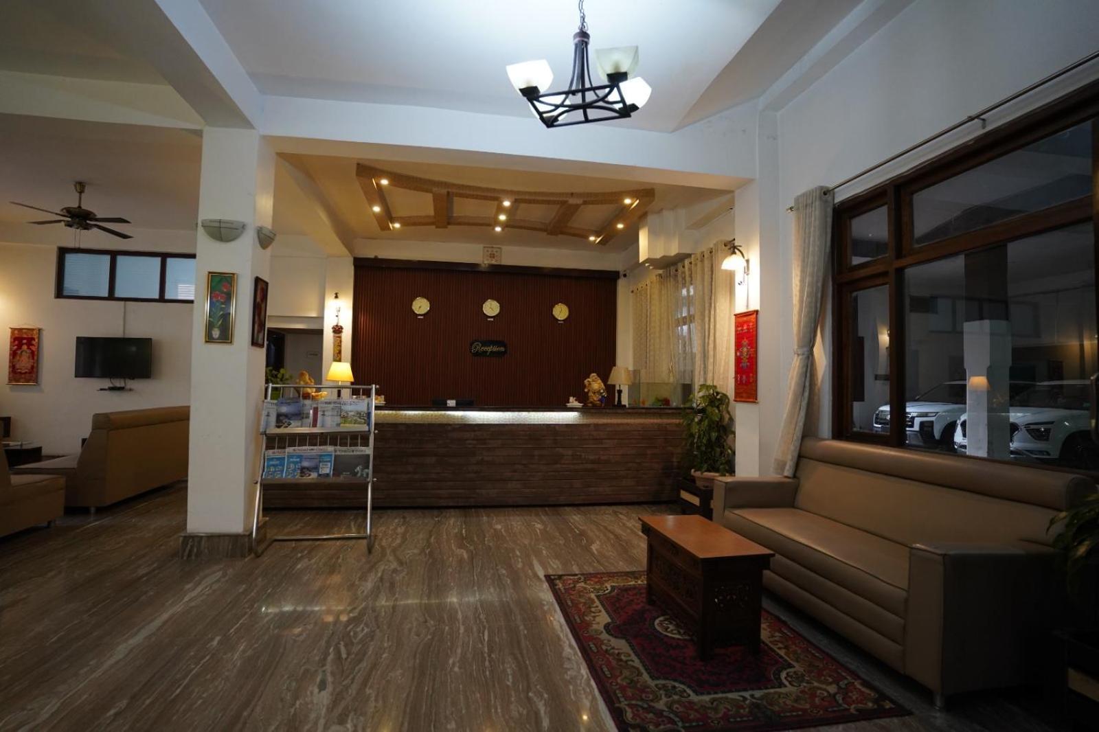 Terrace Valley Hotel Gangtok Exterior photo