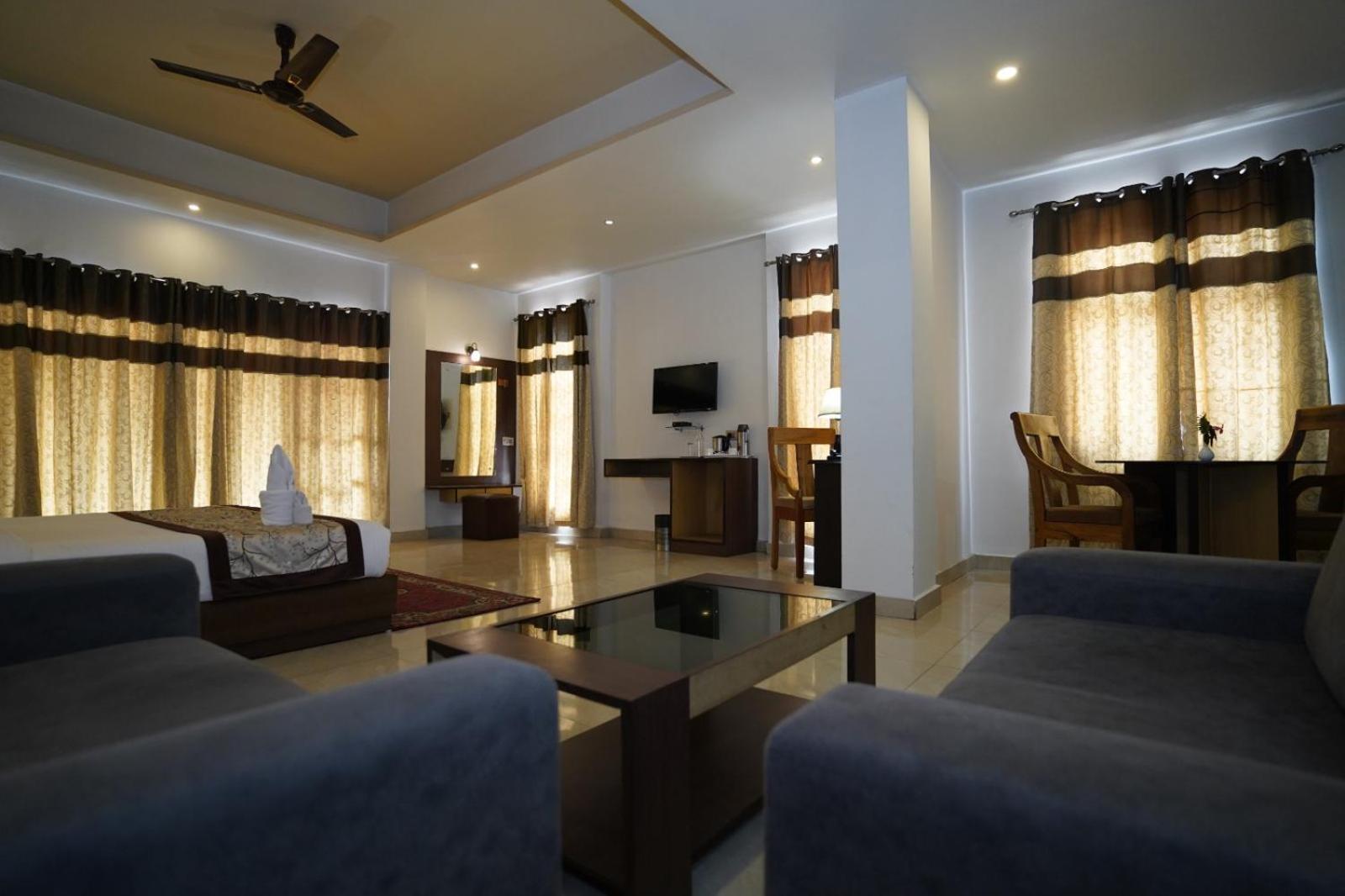 Terrace Valley Hotel Gangtok Exterior photo