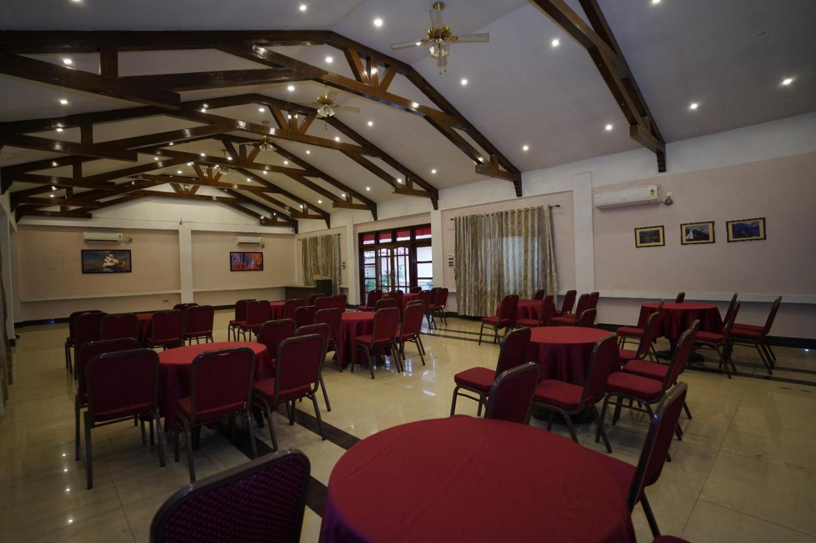 Terrace Valley Hotel Gangtok Exterior photo