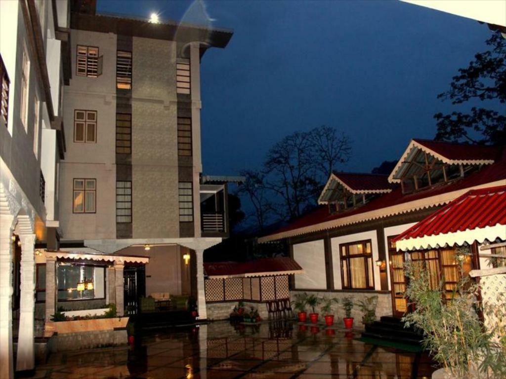 Terrace Valley Hotel Gangtok Exterior photo